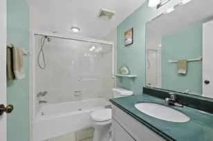 4745 Independence Dr, Bradenton, FL 34210 - Photo 30