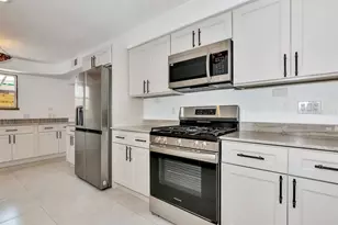 681 Avenida De Mayo, Sarasota, FL 34242 - Photo 16