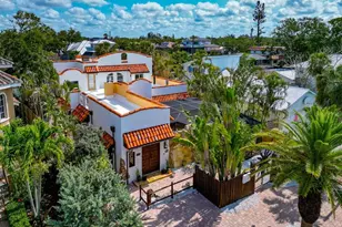 681 Avenida De Mayo, Sarasota, FL 34242 - Photo 2