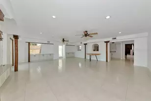 681 Avenida De Mayo, Sarasota, FL 34242 - Photo 18