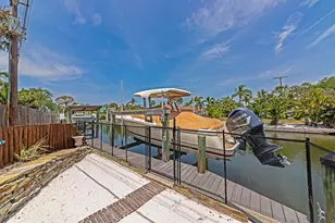 681 Avenida De Mayo, Sarasota, FL 34242 - Photo 32