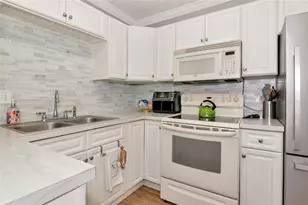 2004 19th St W, Bradenton, FL 34205 - Photo 14