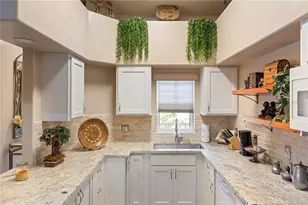 4244 Central Sarasota Pkwy, Sarasota, FL 34238 - Photo 10
