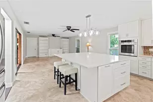 911 Cimarron Cir, Bradenton, FL 34209 - Photo 26