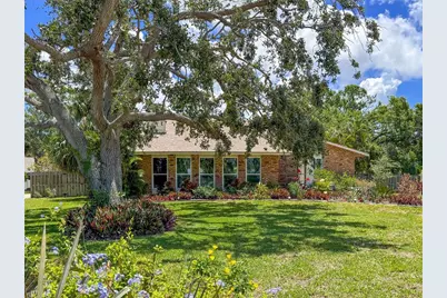 911 Cimarron Circle, Bradenton, FL 34209 - Photo 2