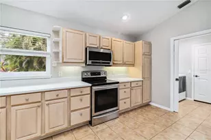 7 Arbor Oaks Dr, Sarasota, FL 34232 - Photo 22