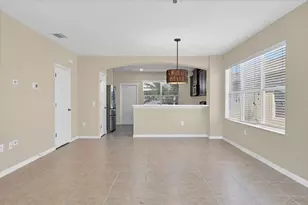 4811 Woodbrook Dr, Sarasota, FL 34243 - Photo 10