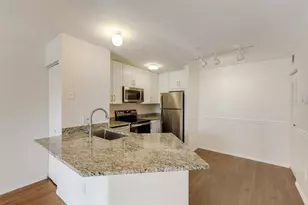 850 S Tamiami Trl, Sarasota, FL 34236 - Photo 10