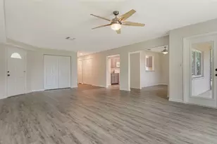 383 Bobby Jones Rd, Sarasota, FL 34232 - Photo 6