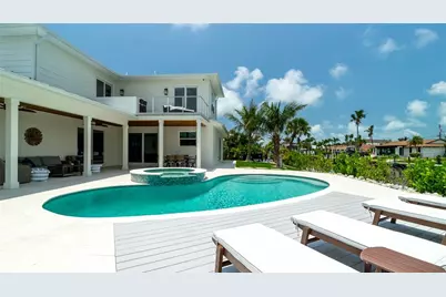 603 Emerald Lane, Holmes Beach, FL 34217 - Photo 46