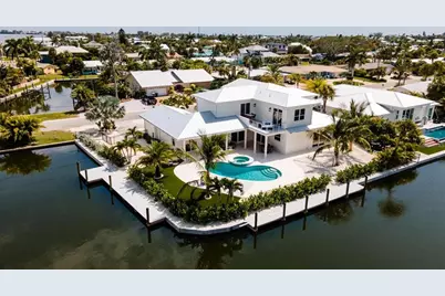 603 Emerald Lane, Holmes Beach, FL 34217 - Photo 1