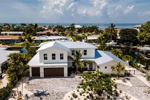 603 Emerald Ln, Holmes Beach, FL 34217 - Photo 2