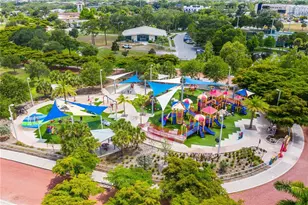 2408 Ezzell Ct, Sarasota, FL 34237 - Photo 64