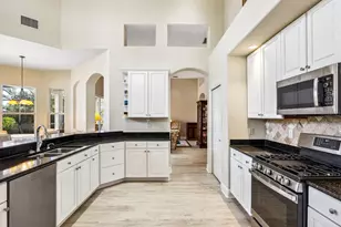 2496 Farms Ct, Sarasota, FL 34240 - Photo 14