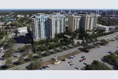 800 N Tamiami Trail #604, Sarasota, FL 34236 - Photo 2