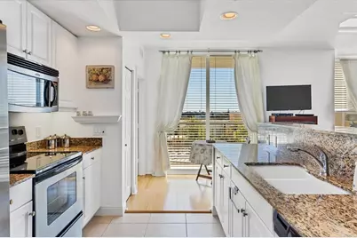 800 N Tamiami Trail #604, Sarasota, FL 34236 - Photo 16