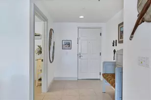 800 N Tamiami Trl, Sarasota, FL 34236 - Photo 8