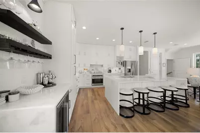 120 White Avenue, Anna Maria, FL 34216 - Photo 12