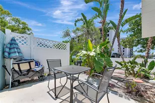 170 Roosevelt Dr, Sarasota, FL 34236 - Photo 4