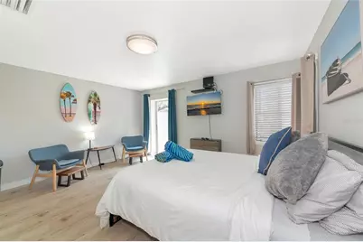 170 Roosevelt Drive #2, Sarasota, FL 34236 - Photo 8