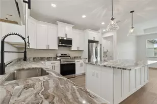 2704 Gaspar Ave, North Port, FL 34288 - Photo 6