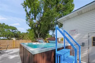 2037 and 2039 Jo An Dr, Sarasota, FL 34231 - Photo 32