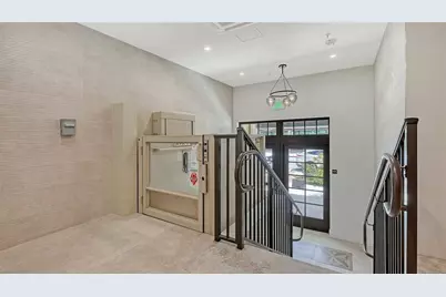 33 S Palm Avenue #1303, Sarasota, FL 34236 - Photo 56