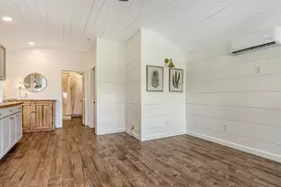 13 Oak St, Bradenton, FL 34208 - Photo 4