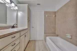 8710 54th Ave W, Bradenton, FL 34210 - Photo 36