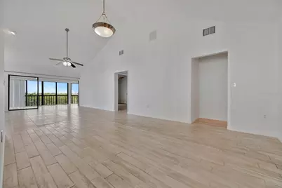 8710 54th Avenue W #8710, Bradenton, FL 34210 - Photo 8