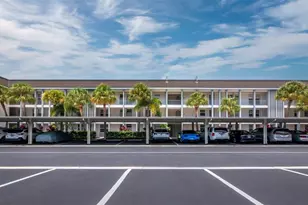 4310 Falmouth Dr, Longboat Key, FL 34228 - Photo 2