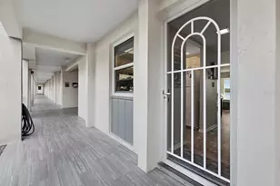 4310 Falmouth Dr, Longboat Key, FL 34228 - Photo 4