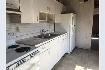 1758 35th Street, Sarasota, FL 34234 - Photo 2