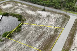 4016 NW 42nd Pl NW, Cape Coral, FL 33993 - Photo 2