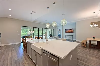 8916 Isabella Circle, Parrish, FL 34219 - Photo 10