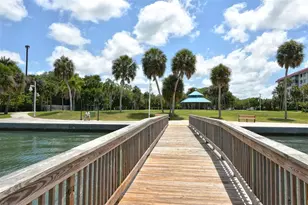 1100 Imperial Dr, Sarasota, FL 34236 - Photo 52