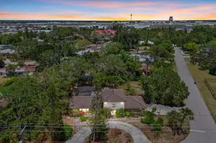 8255 Longbay Blvd, Sarasota, FL 34243 - Photo 44