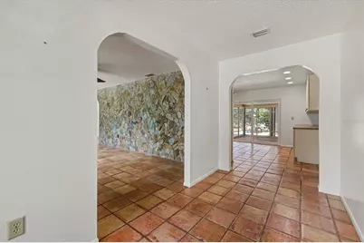 8255 Longbay Boulevard, Sarasota, FL 34243 - Photo 4