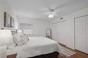 5681 Midnight Pass Rd, Sarasota, FL 34242 - Photo 16