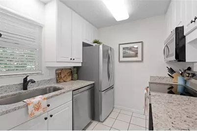 5681 Midnight Pass Road #104, Sarasota, FL 34242 - Photo 10