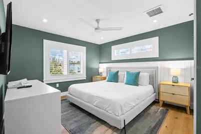 3702 5th Avenue, Holmes Beach, FL 34217 - Photo 20