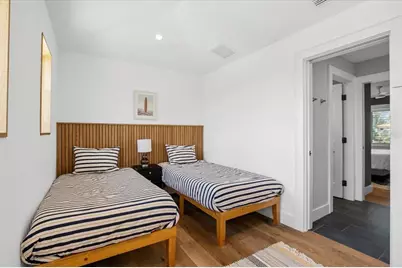 3702 5th Avenue, Holmes Beach, FL 34217 - Photo 30