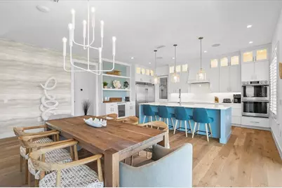 3702 5th Avenue, Holmes Beach, FL 34217 - Photo 8