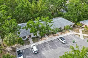 642 N Jefferson Ave, Sarasota, FL 34237 - Photo 40