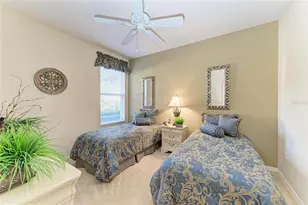 8422 Wethersfield Run, Lakewood Ranch, FL 34202 - Photo 6