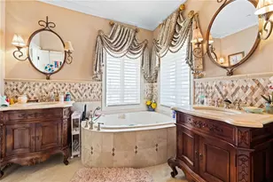 290 N Washington Dr, Sarasota, FL 34236 - Photo 42