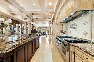 290 N Washington Dr, Sarasota, FL 34236 - Photo 22