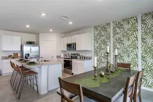 18313 Canopy Pl, Lakewood Ranch, FL 34211 - Photo 4