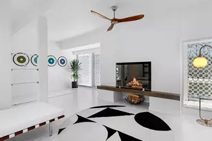 7647 Sanderling Rd, Sarasota, FL 34242 - Photo 10