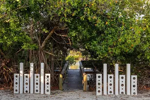 7647 Sanderling Rd, Sarasota, FL 34242 - Photo 60